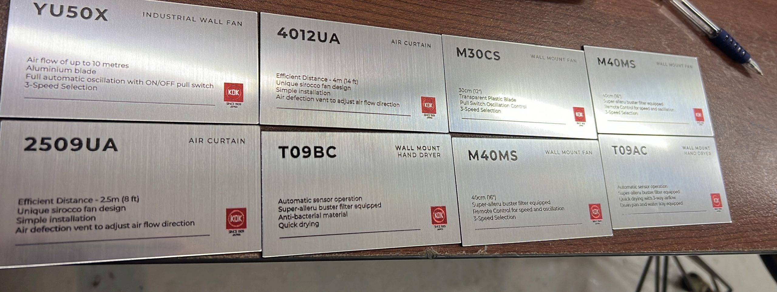 inscription plates