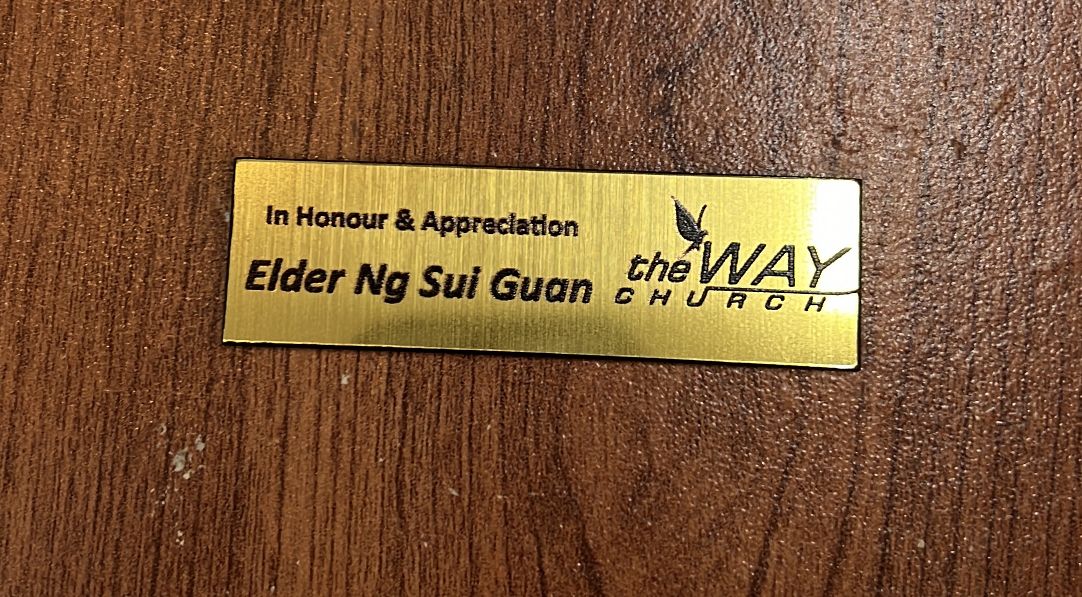 inscription plates